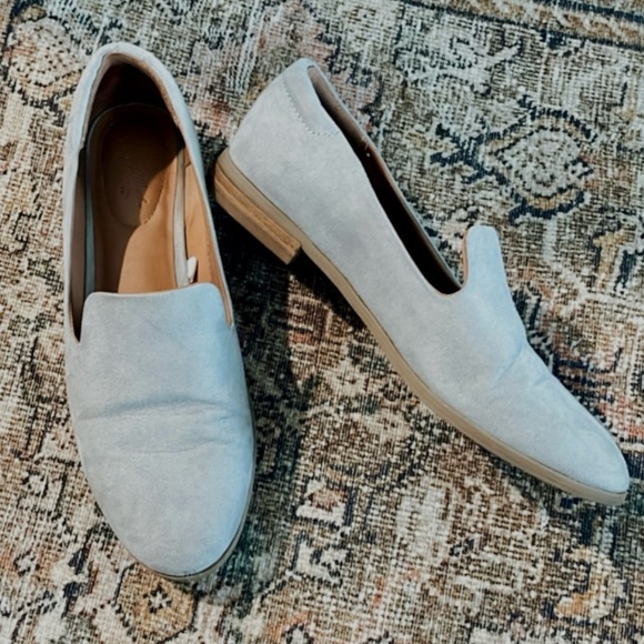 Universal Thread Loafers - Picture 4 of 4